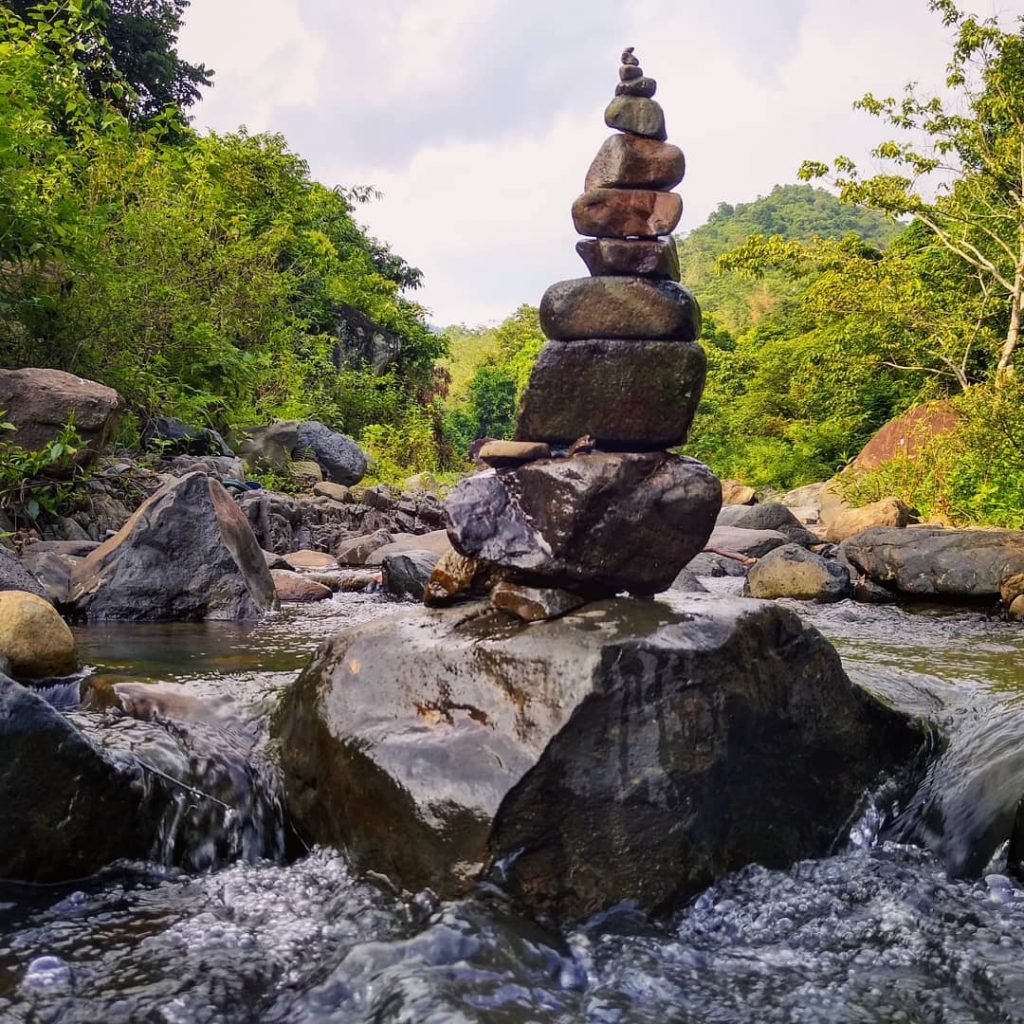 kinh nghiem du lich hoa binh 1 1024x1024 1