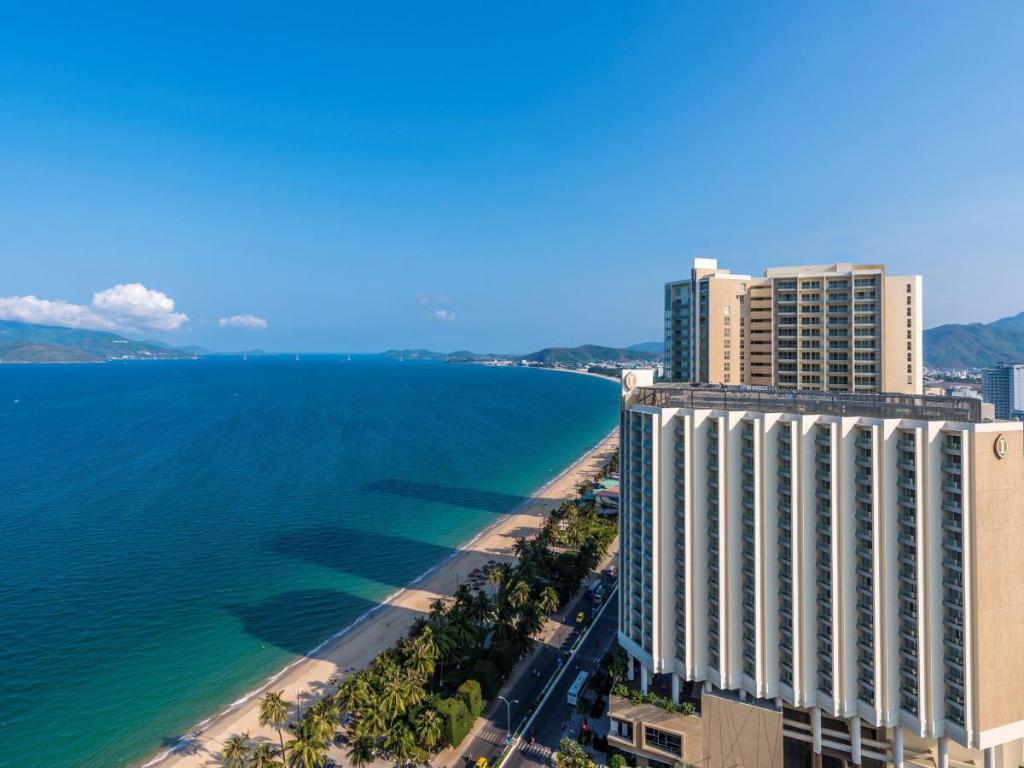 khách sạn InterContinental Nha Trang