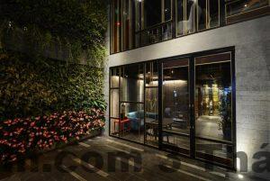 1295184 16081921540045641786