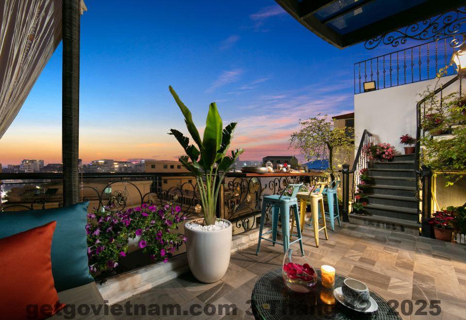 Phòng khách sạn DalVostro Valentino với thiết kế sang trọng