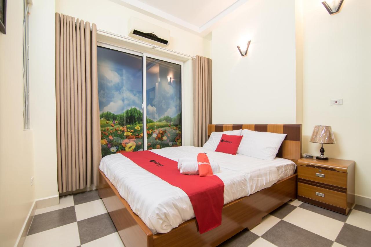 Mặt tiền RedDoorz Hai Duong Hotel Van Kiep tại Hà Nội