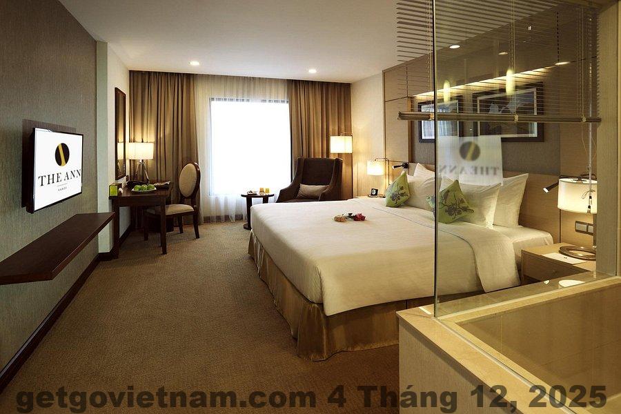Phòng Deluxe King tại The Ann Hà Nội
