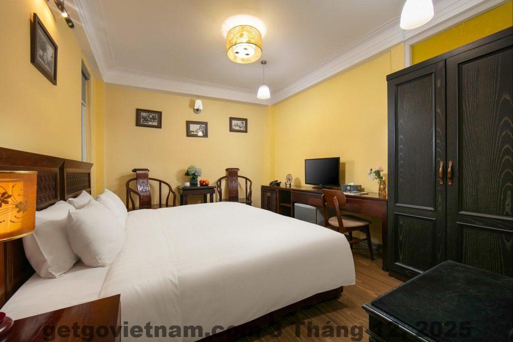 picture hanoi classic street hotel 3