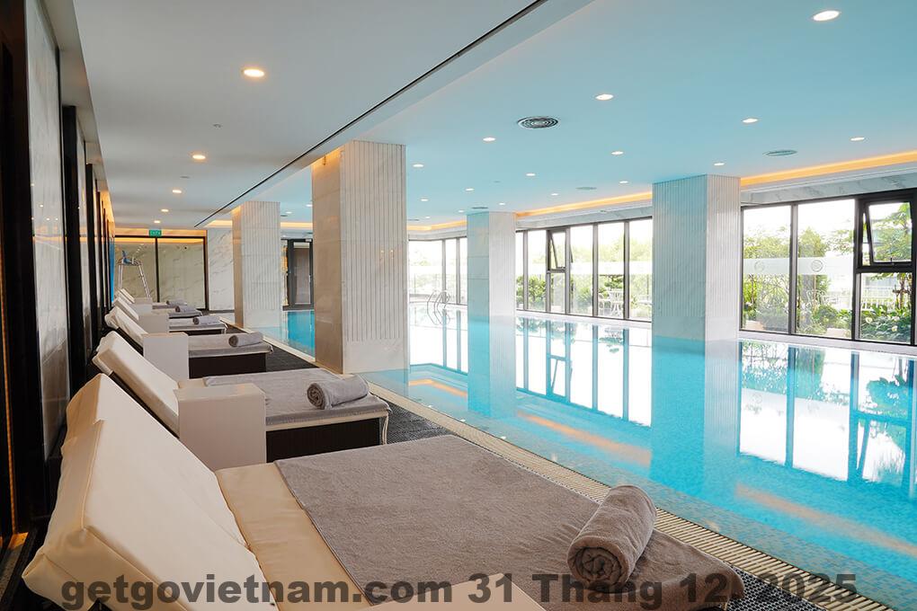 Hồ bơi trong nhà tại The Five Residences Hà Nội
