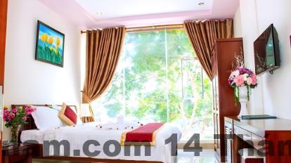 Khách Sạn May Hotel Đà Nẵng Review 2026: Có Nên Ở Không? 2 Mặt tiền May Hotel Đà Nẵng – khách sạn quy mô nhỏ nằm trên đường Phạm Văn Nghị, khu dân cư yên tĩnh