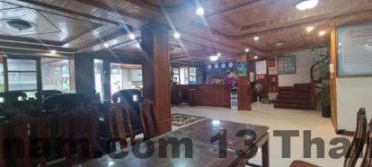 Bữa sáng phong phú tại KHÁCH SẠN VƯƠNG ĐÌNH với các món ăn phổ biến.