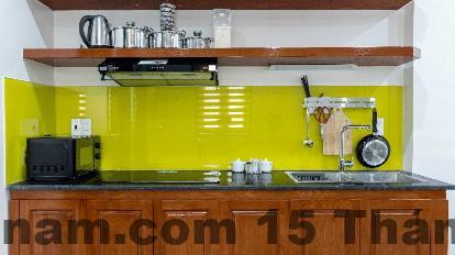 Phòng ngủ CHÉRIE HOMEHOTEL thiết kế tối giản, tông màu sáng