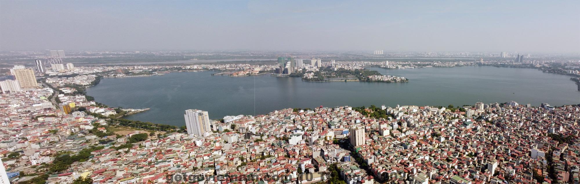 Khu vực lễ tân The Thien Thai Hotel với phong cách truyền thống