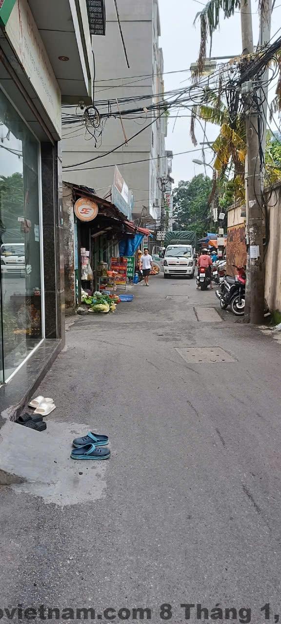 Không gian khu dân cư xung quanh Khách Sạn Phương Đông, không có tiện ích nội khu