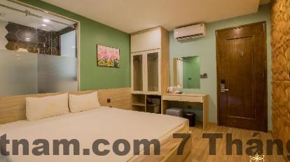 Phòng ngủ Golden Hotel Hà Nội thiết kế đơn giản