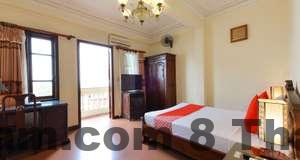 Tổng thể khách sạn Blue Hanoi Inn Hotel nhìn từ bên ngoài