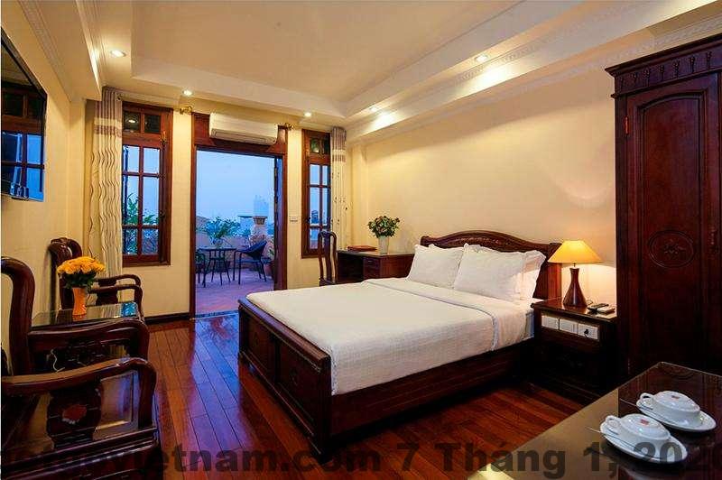 Phòng hạng cao hơn tại Hanoi Hanvet Hotel có diện tích nhỉnh hơn