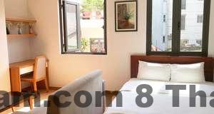 Vẻ ngoài của khách sạn Hanoi Carina với thiết kế hiện đại