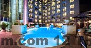 Ping Hotel Mỹ Đình Đánh Giá 2026: Trải Nghiệm Đáng Thử Cho Doanh Nhân Và Du Khách 7 Hồ bơi ngoài trời thư giãn tại khách sạn Ping Hotel.