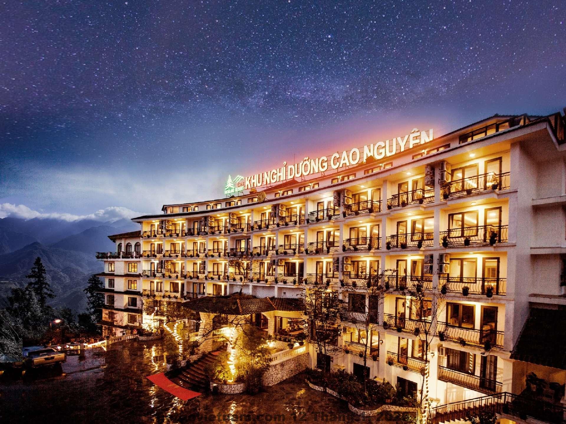 Không gian phòng khách sạn Hotel Sapa Square thuộc phân khúc 4 sao trung tâm Sa Pa