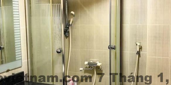 Phòng ngủ khách sạn La House Hà Nội với nội thất đơn giản