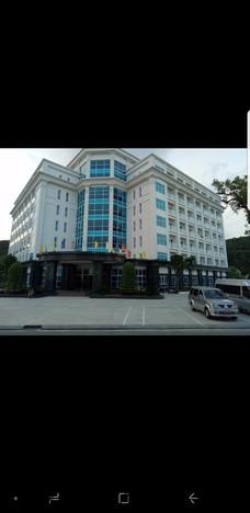 Phòng nghỉ tiêu chuẩn tại Khách sạn Hải Phong Hotel với nội thất đơn giản