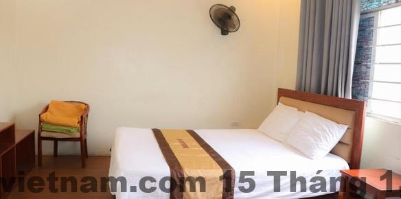 Phòng tiêu chuẩn Khách sạn Hương Sơn Bắc Giang