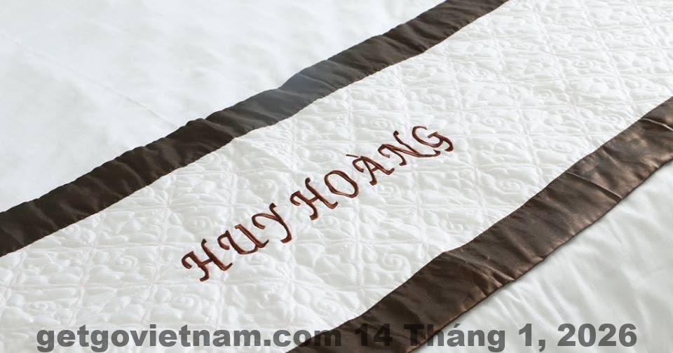 Nhân viên khách sạn