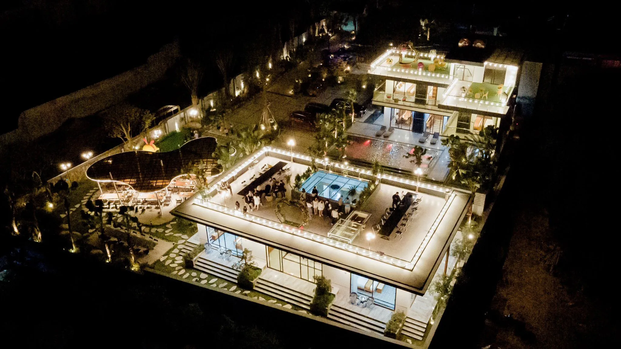 Khu sinh hoạt chung Trà Hoa Viên Sóc Sơn nơi nhân viên hỗ trợ và tiếp khách