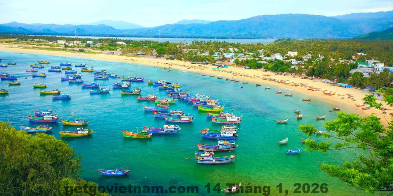 Quán ăn địa phương gần Khách sạn Phù Hoa tại thị trấn Phù Yên