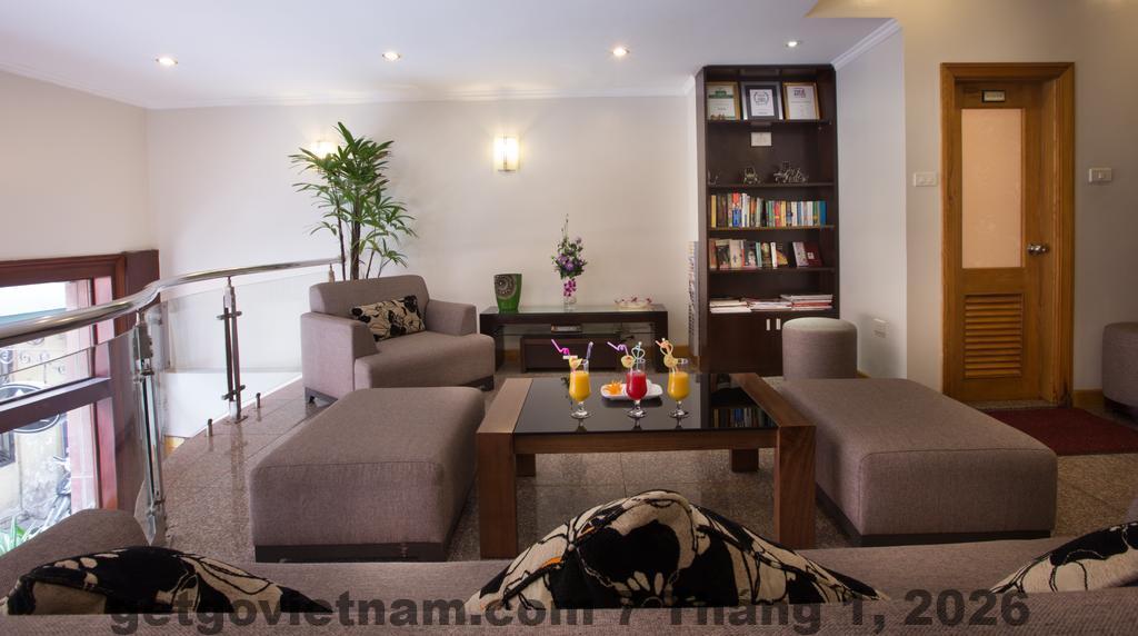 Không gian chung và khu vực lễ tân của Eliana Ruby Hotel & Travel