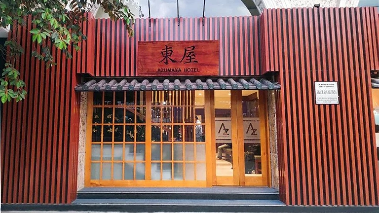 Quầy lễ tân Azumaya Hotel Hải Phòng gọn gàng phong cách Nhật