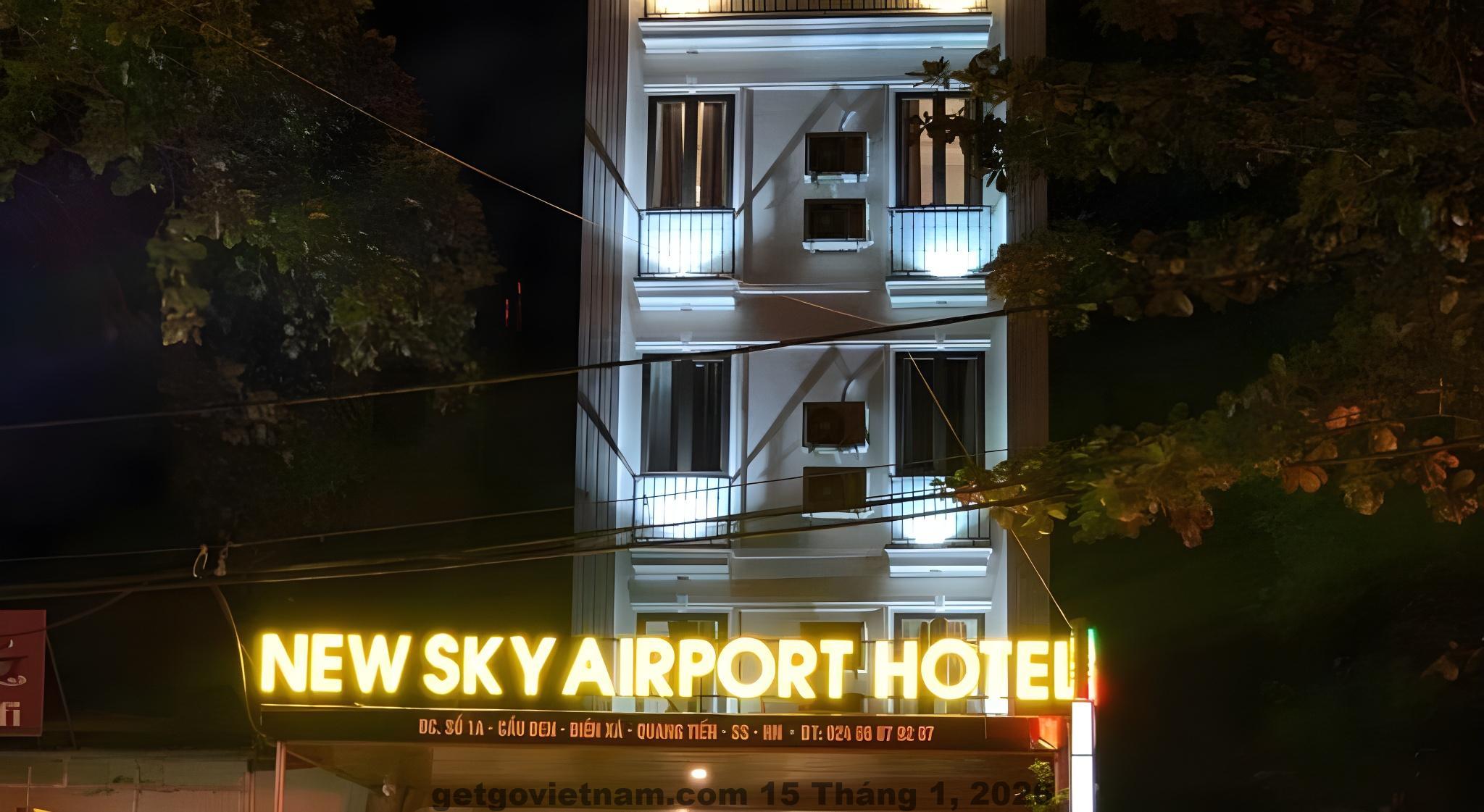 Phòng nghỉ tại NEW SKY AIRPORT HOTEL thiết kế đơn giản, gọn gàng