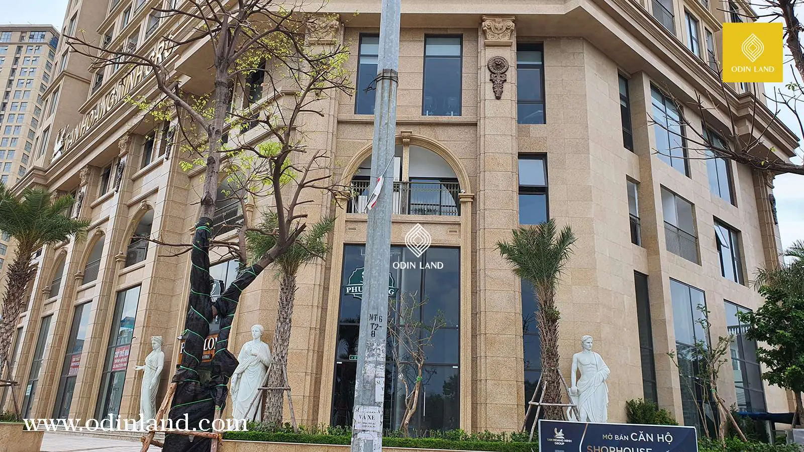 Sảnh lễ tân và khu vực chung tại D' Eldorado