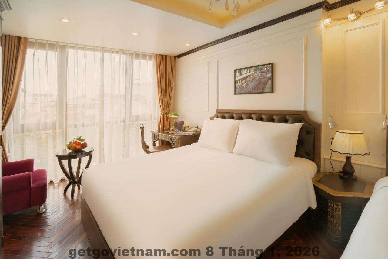 Phòng nghỉ tại Hanoi Prince II Hotel với thiết kế đơn giản, gọn gàng