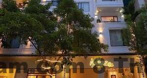 Phòng nghỉ được trang bị đầy đủ tiện nghi, tạo không gian thoải mái cho khách lưu trú.