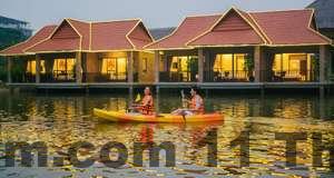 Phòng ngủ tại Gia Nguyễn Hotel&Homestay với nội thất đơn giản, sạch sẽ và đầy đủ tiện nghi