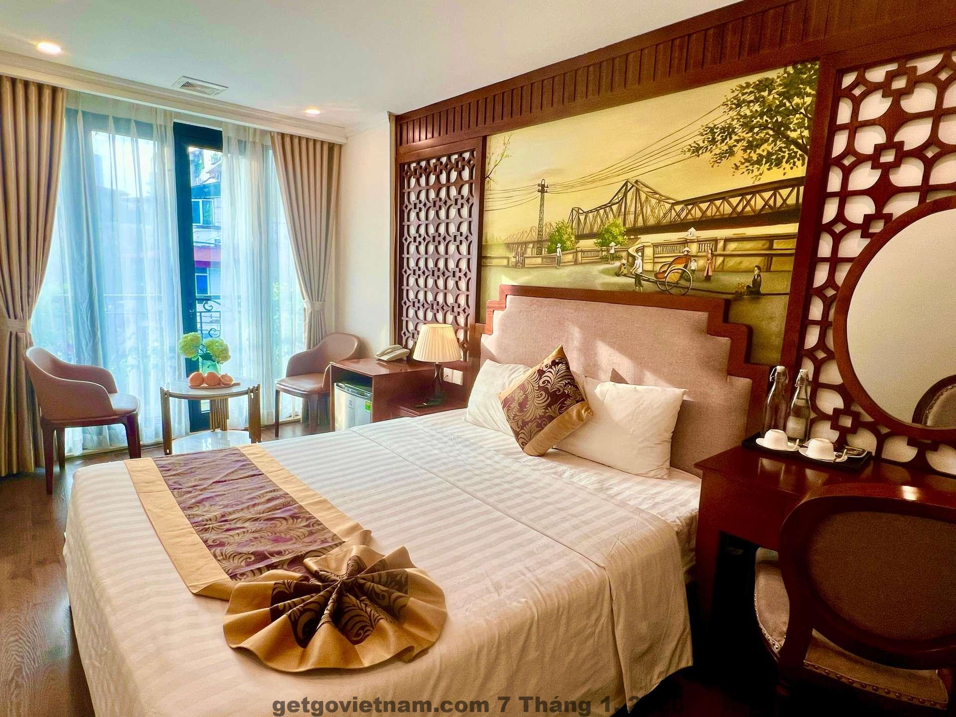 Khách sạn Wecozy Nội Miếu Hà Nội – Review 2026: Có nên ở không? 3 Không gian sảnh và khu vực chung Wecozy Nội Miếu nhỏ gọn, sạch sẽ