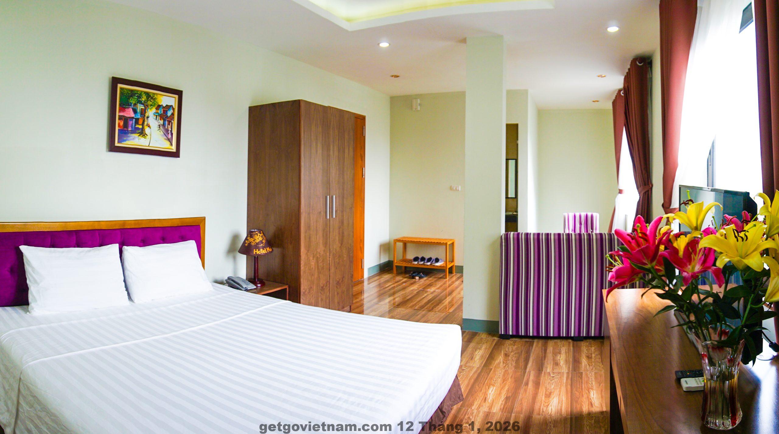 Khách sạn MAI HOTEL với không gian hiện đại, nổi bật giữa khu vực Mỹ Đình.