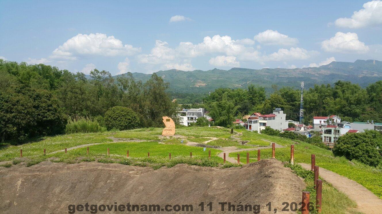 Khu vực lễ tân Hong Ky Boutique Hotel thân thiện và gọn gàng