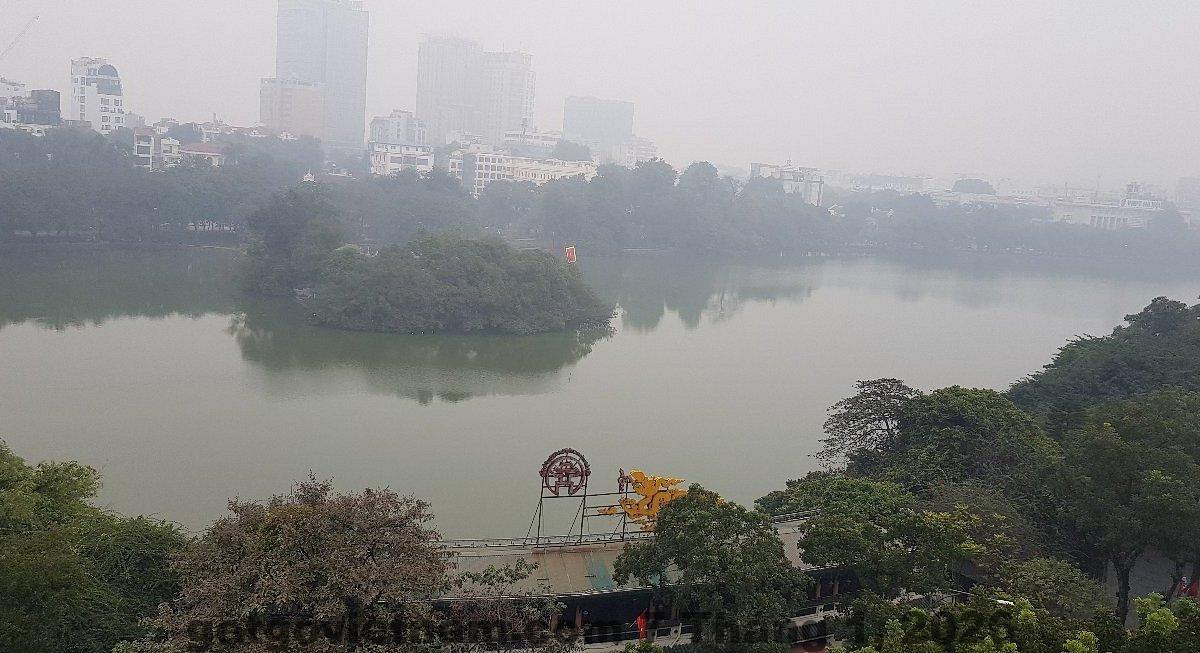 Khu vực lễ tân Lakeside Palace Hotel