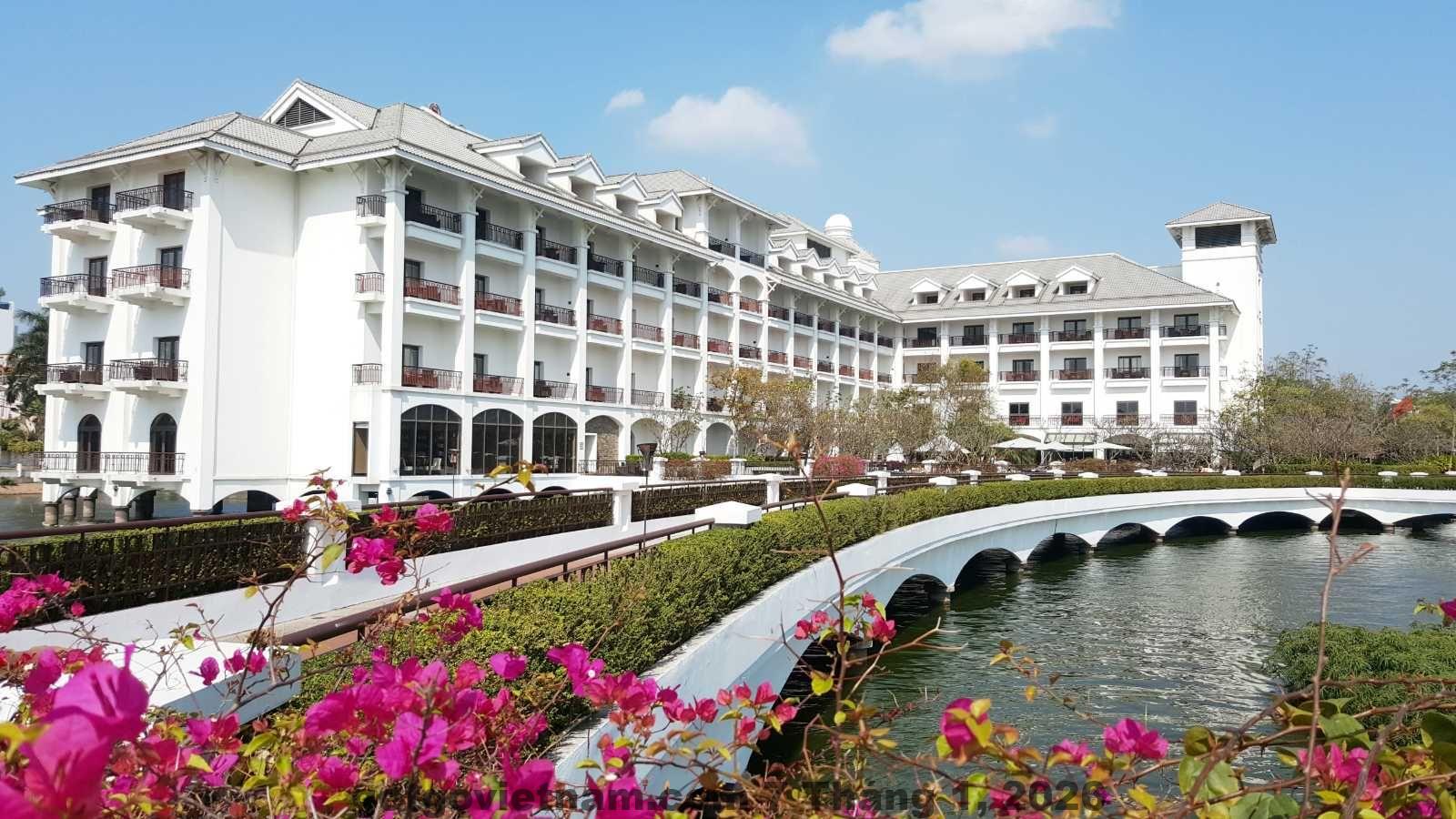 Không gian hồ Tây gần Eden WestLake Hotel, thích hợp đi bộ và thư giãn