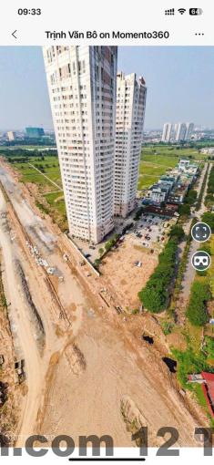 Quầy lễ tân và khu vực tiếp khách tại Grand Hotel