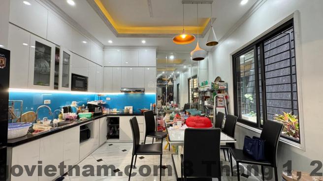 Món ăn sáng tại He Home đơn giản nhưng đầy đủ dinh dưỡng.