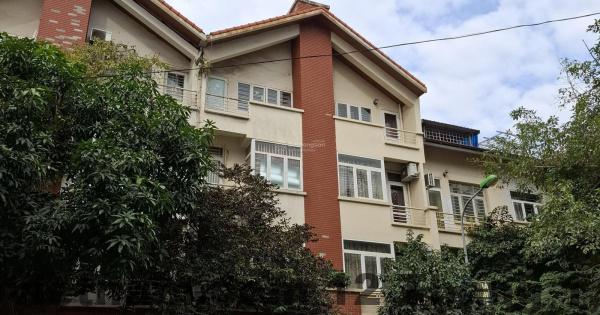 Khách sạn Nhà Nghỉ Queen - Giá cả hợp lý, lựa chọn tiết kiệm