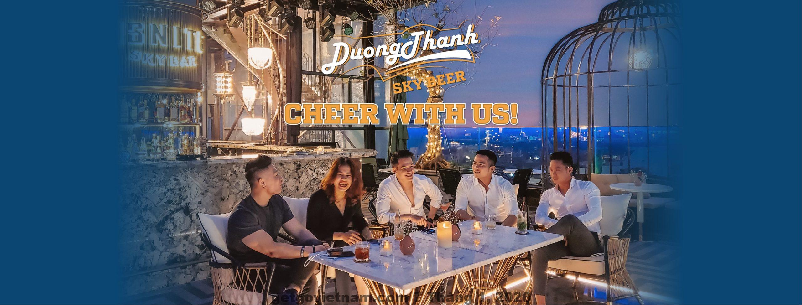 Không gian sinh hoạt chung nhỏ gọn tại Le Premier Hotel & Rooftop Bar
