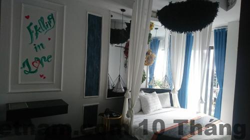 Khách sạn có đội ngũ nhân viên chuyên nghiệp và thân thiện.