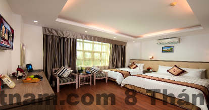 Nhân viên khách sạn K15