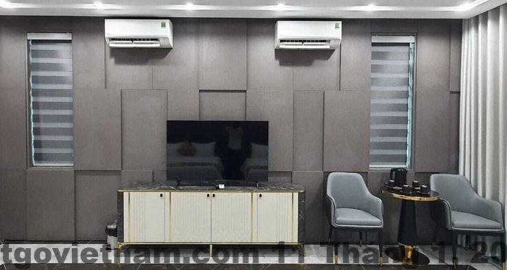 Phòng ngủ tiêu chuẩn tại khách sạn Palermo với giường đôi và nội thất cơ bản