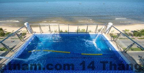 Avenis Hotel cung cấp dịch vụ với giá trị hợp lý.