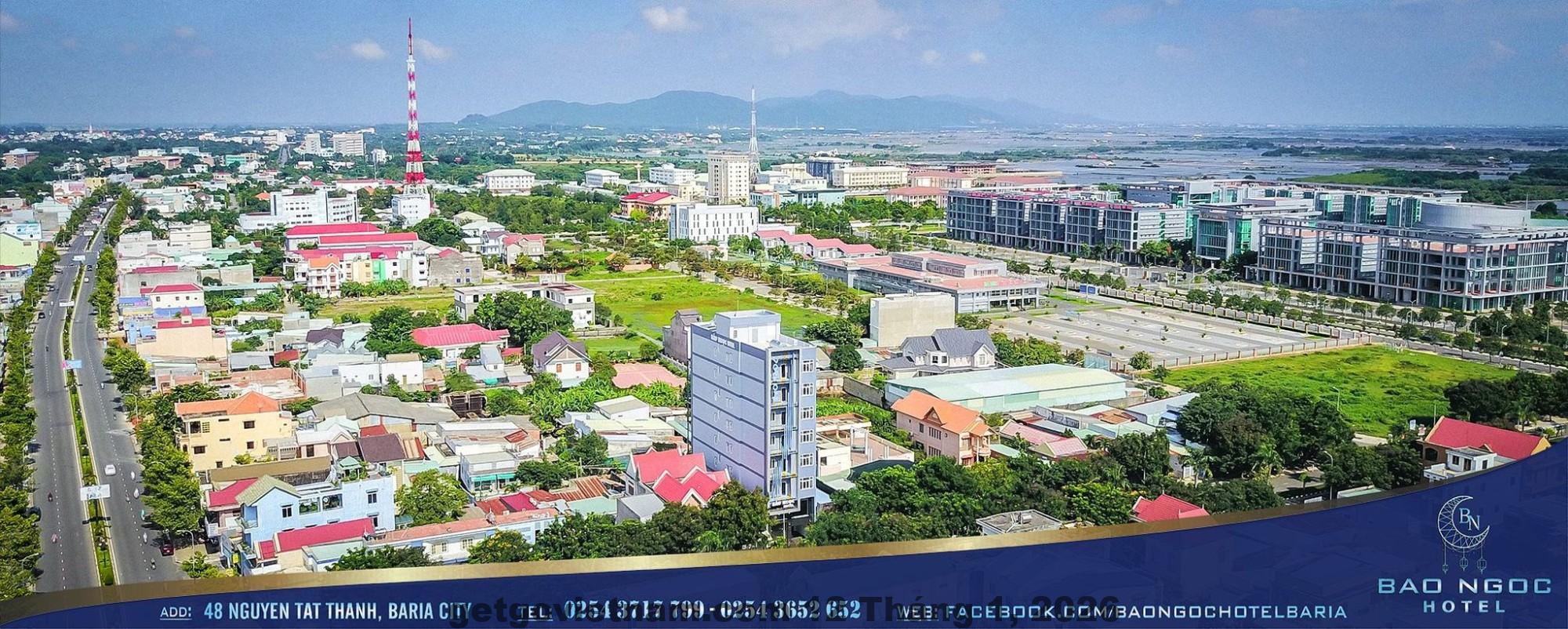 Quầy lễ tân Bảo Ngọc Hotel theo mô hình khách sạn gia đình, thủ tục đơn giản