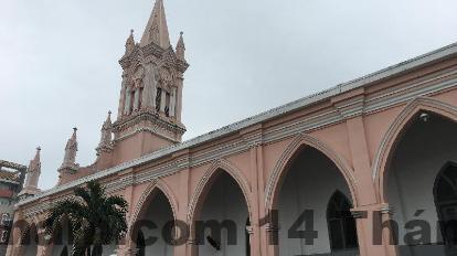 Mức giá hợp lý, phù hợp với chất lượng dịch vụ cung cấp.