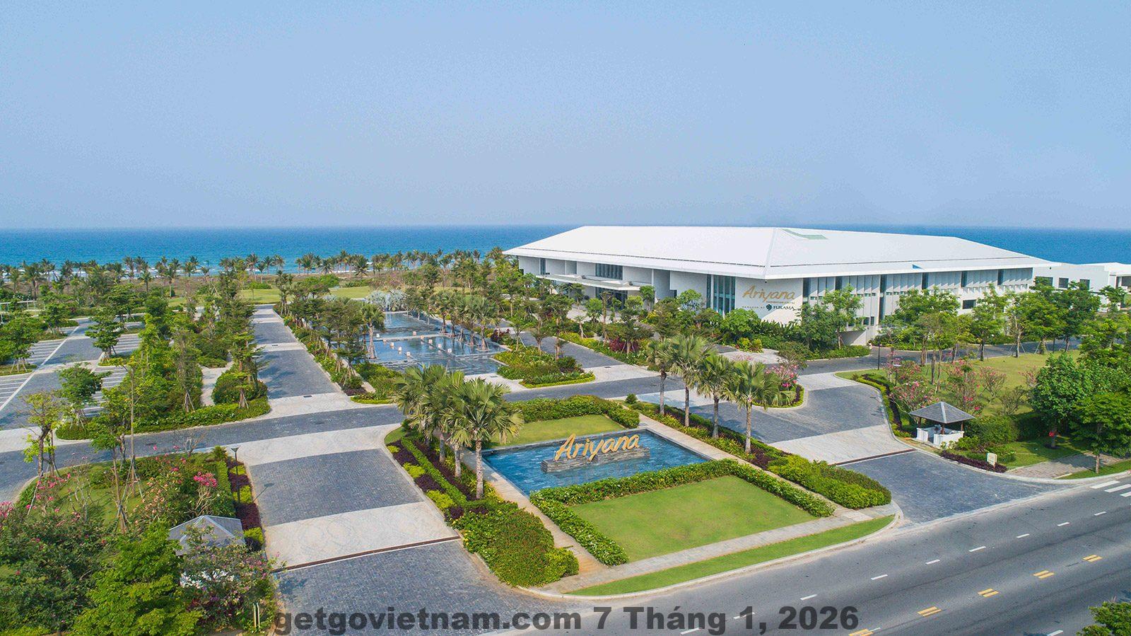 Nhân viên khách sạn thân thiện tại Việt Nam