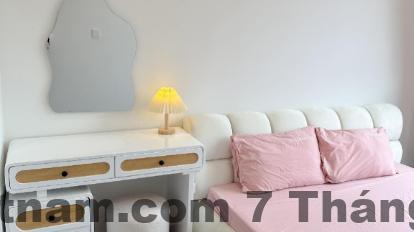 Nội thất phòng Bunny's Homes với phong cách tối giản và đầy đủ tiện nghi