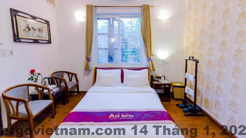 Quầy lễ tân A25 Hotel Hoàng Quốc Việt